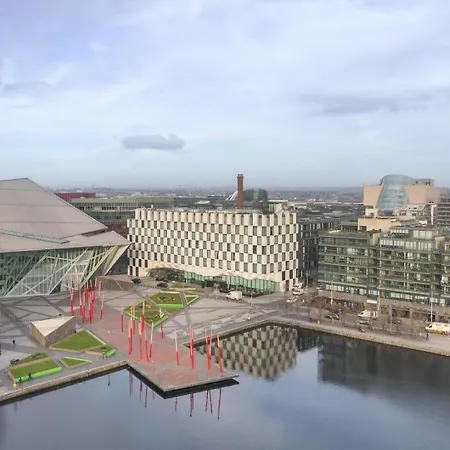 Guestready - Stunning Views From Millenium Tower