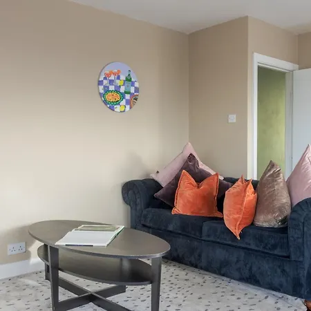 Guestready - Stunning Views From Millenium Tower Апартаменты