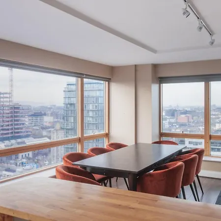 Guestready - Stunning Views From Millenium Tower Apartment Dublin