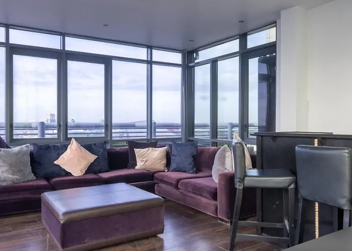 Guestready - Stunning Views From Millenium Tower *