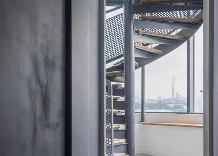 Guestready - Stunning Views From Millenium Tower Апартаменты