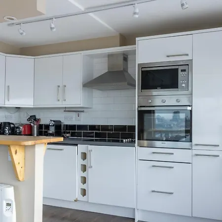 Guestready - Stunning Views From Millenium Tower Appartement